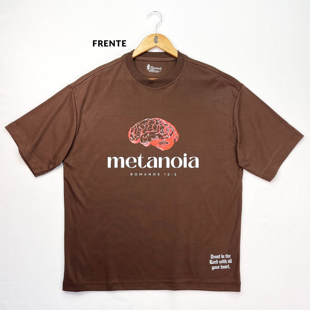 Oversized Marrom Metanoia