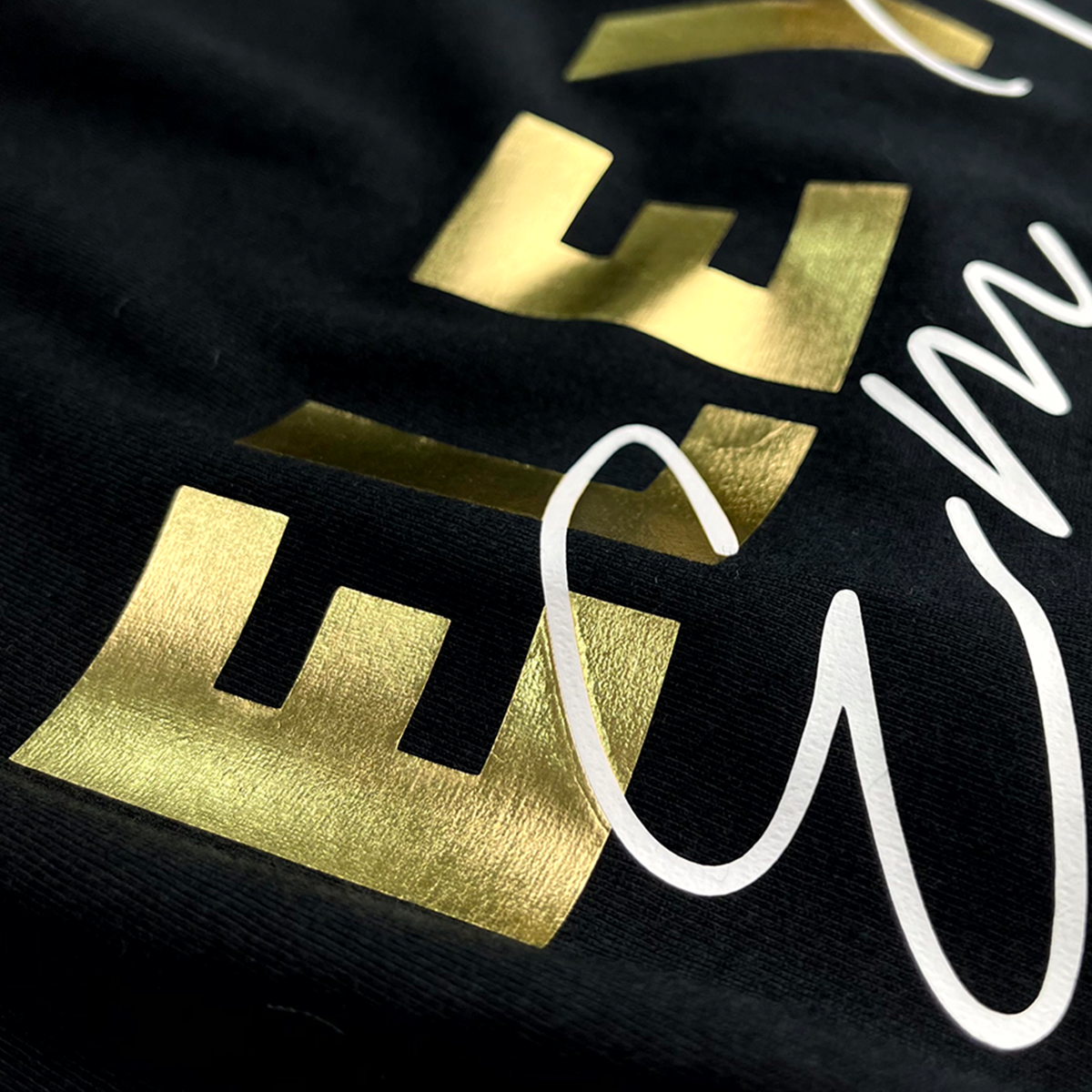 Camiseta Masculina Preta Ele vive Em Nós